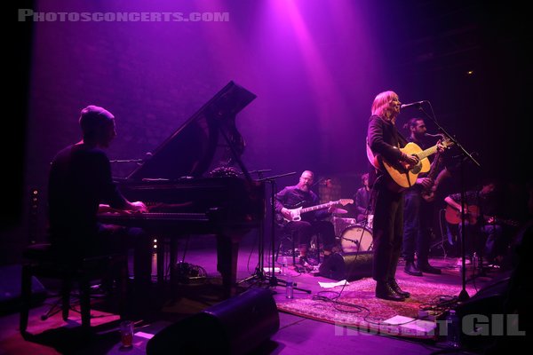 BETH ORTON - 2023-12-16 - PARIS - Cafe de la Danse - Elizabeth Caroline Orton - Samuel Tear Amidon